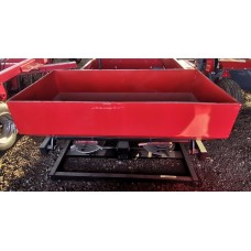 1000L Fertilizer Spreader